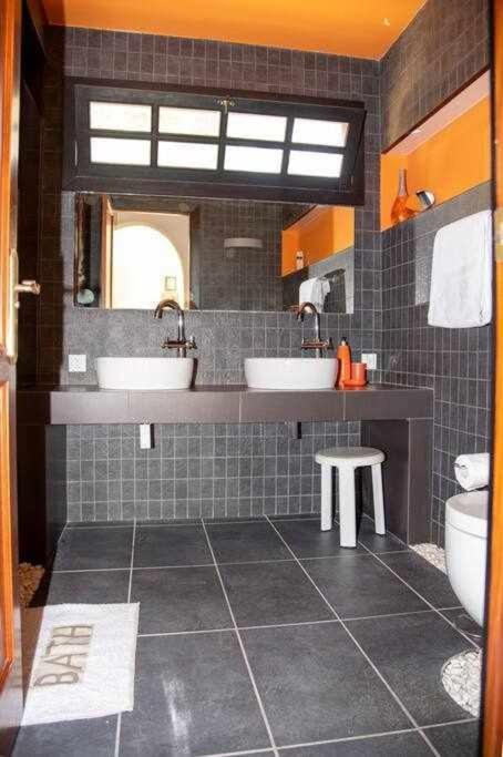 Aurora Mari Villa Your Dream Steps From The Ocean Shore Caleta De Fuste Bagian luar foto