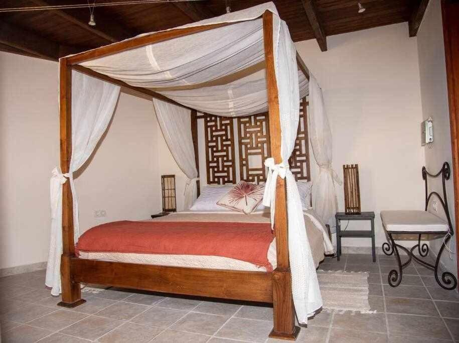 Aurora Mari Villa Your Dream Steps From The Ocean Shore Caleta De Fuste Bagian luar foto